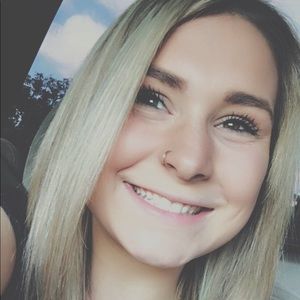 Meet your Posher, Meagan